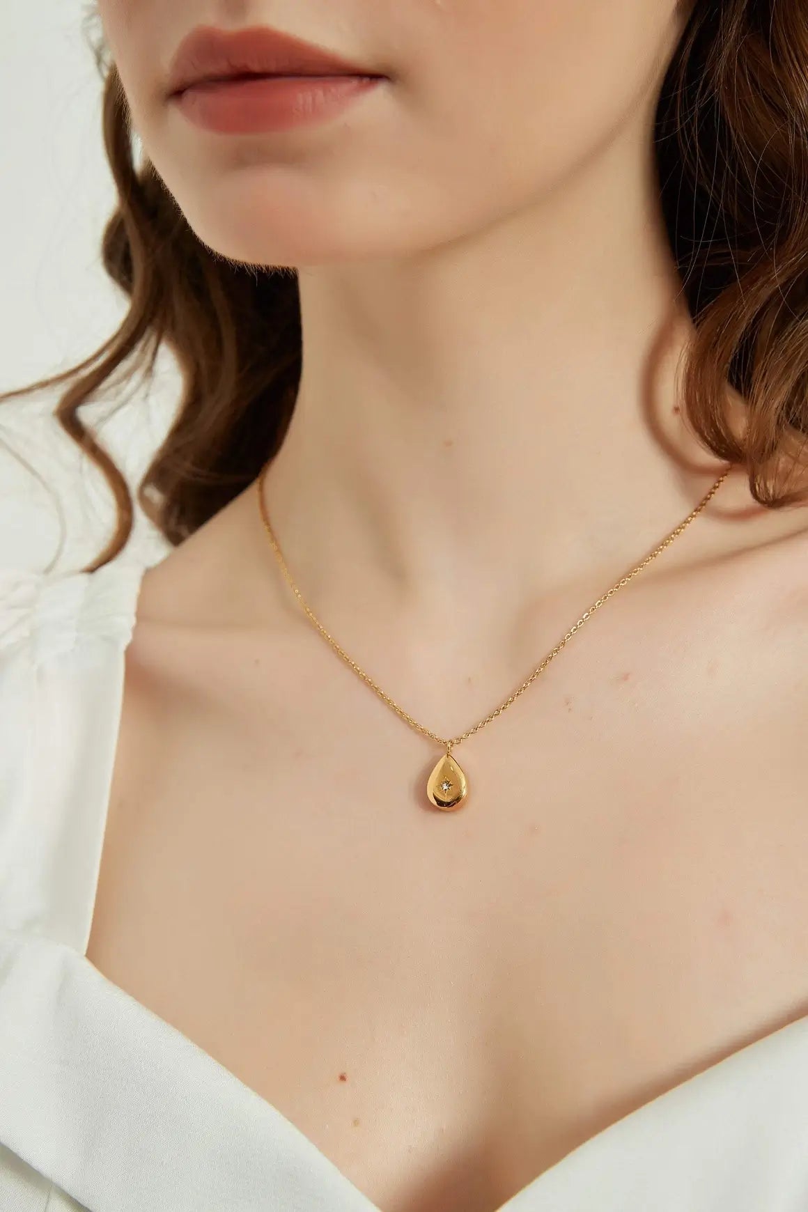 'Ceilia' Dainty Gold Pendant Charm Necklace - Necklace - The Green Brick Boutique